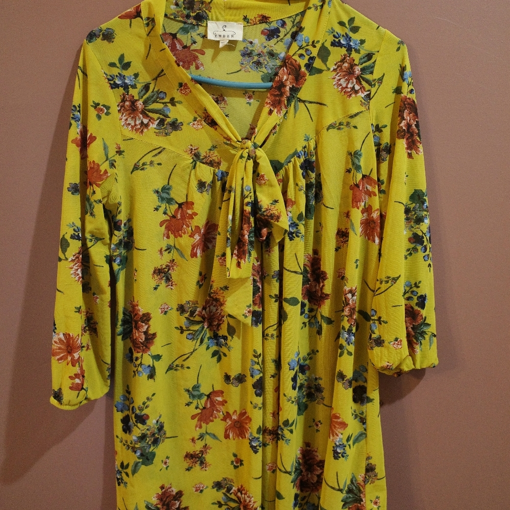 Thin, Yellow Floral Blouse